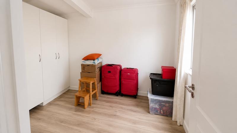 To Let 2 Bedroom Property for Rent in Somerset West Western Cape